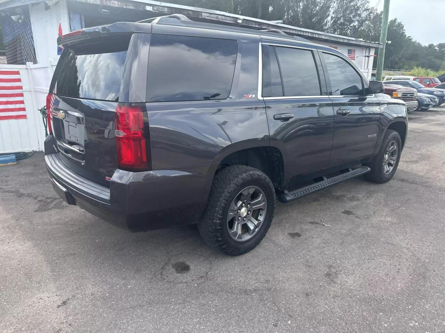 2016 Chevrolet Tahoe LT photo 6