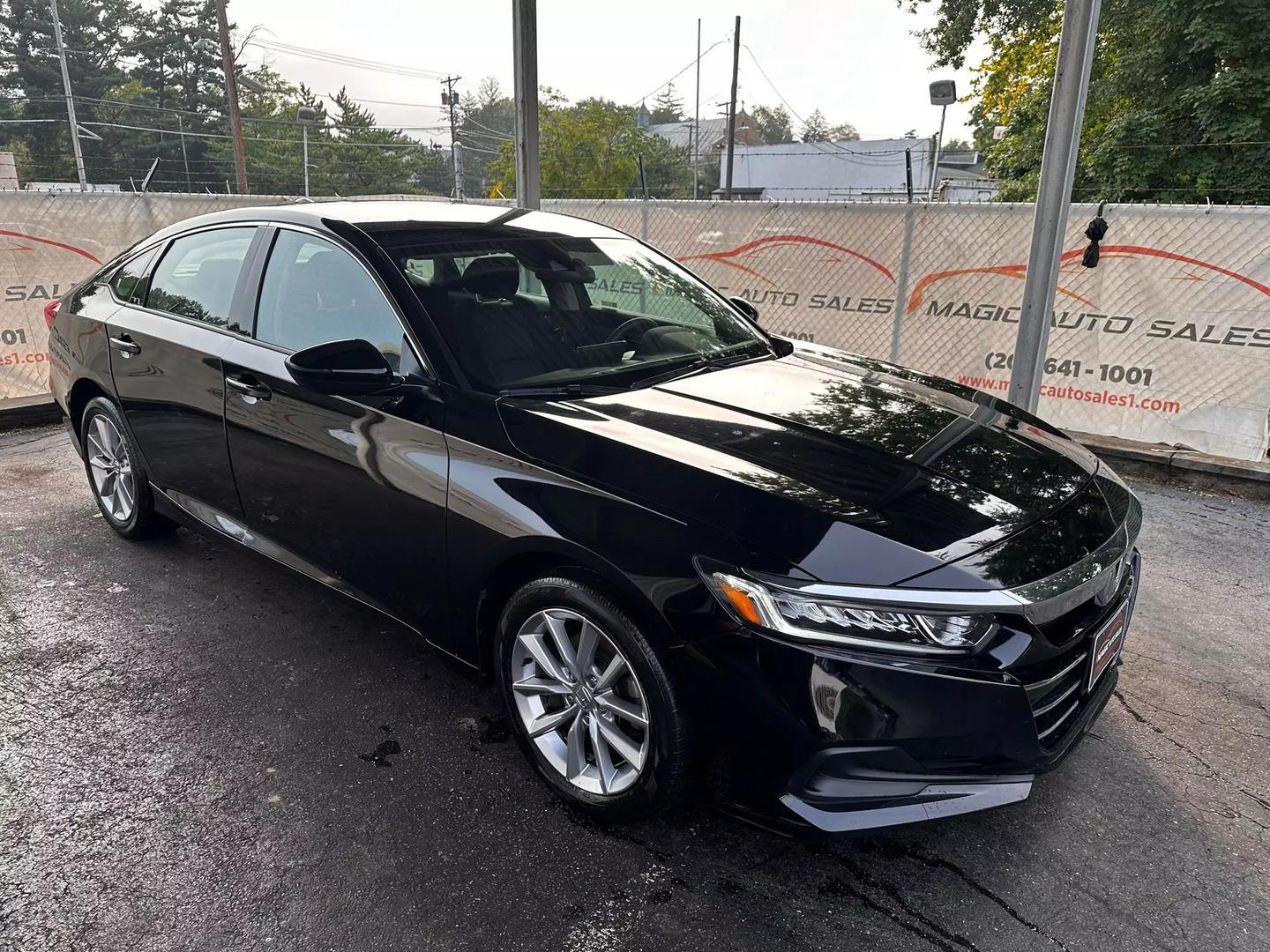 2021 Honda Accord - Image 11