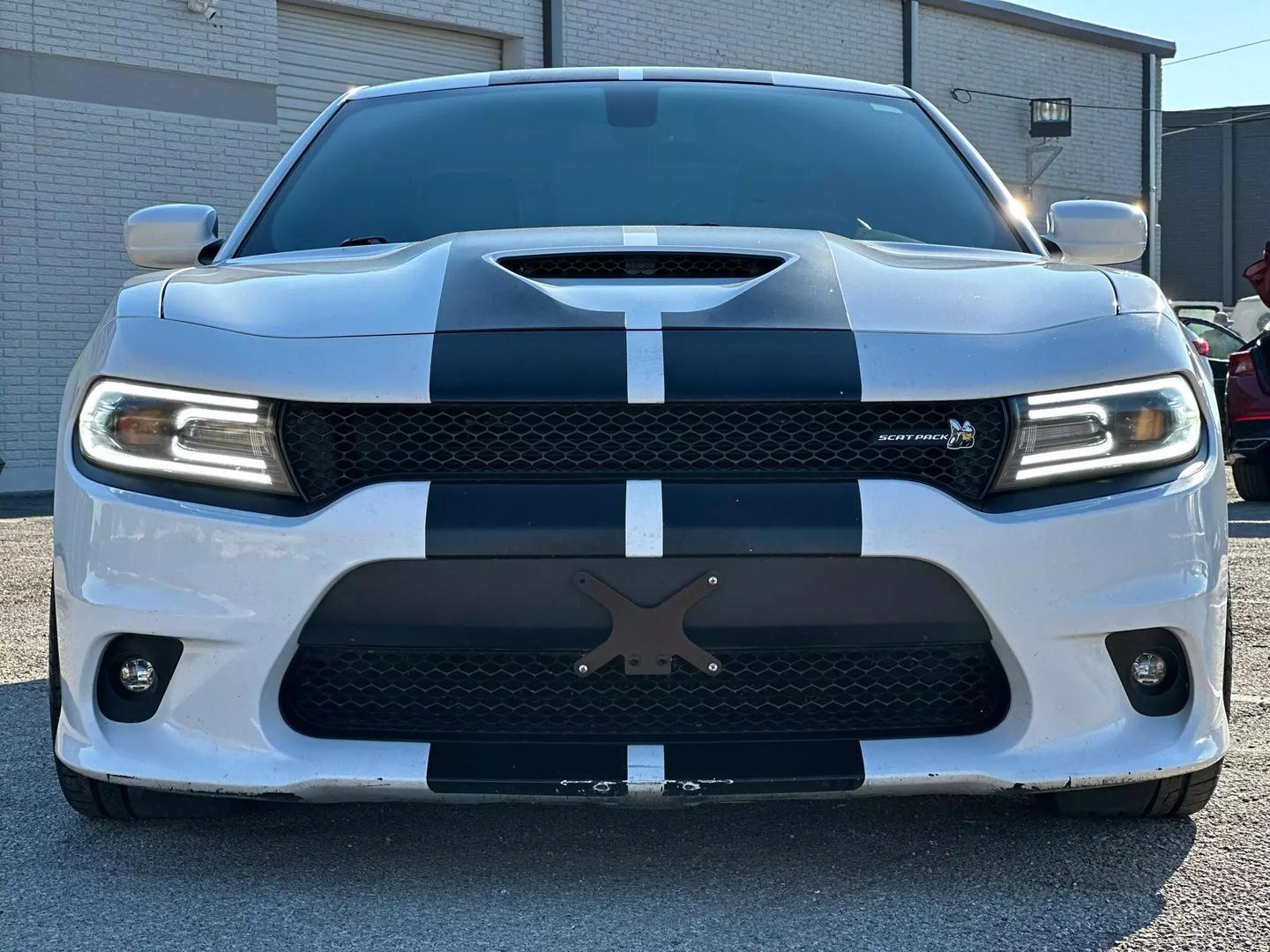 2018 Dodge Charger - Image 12