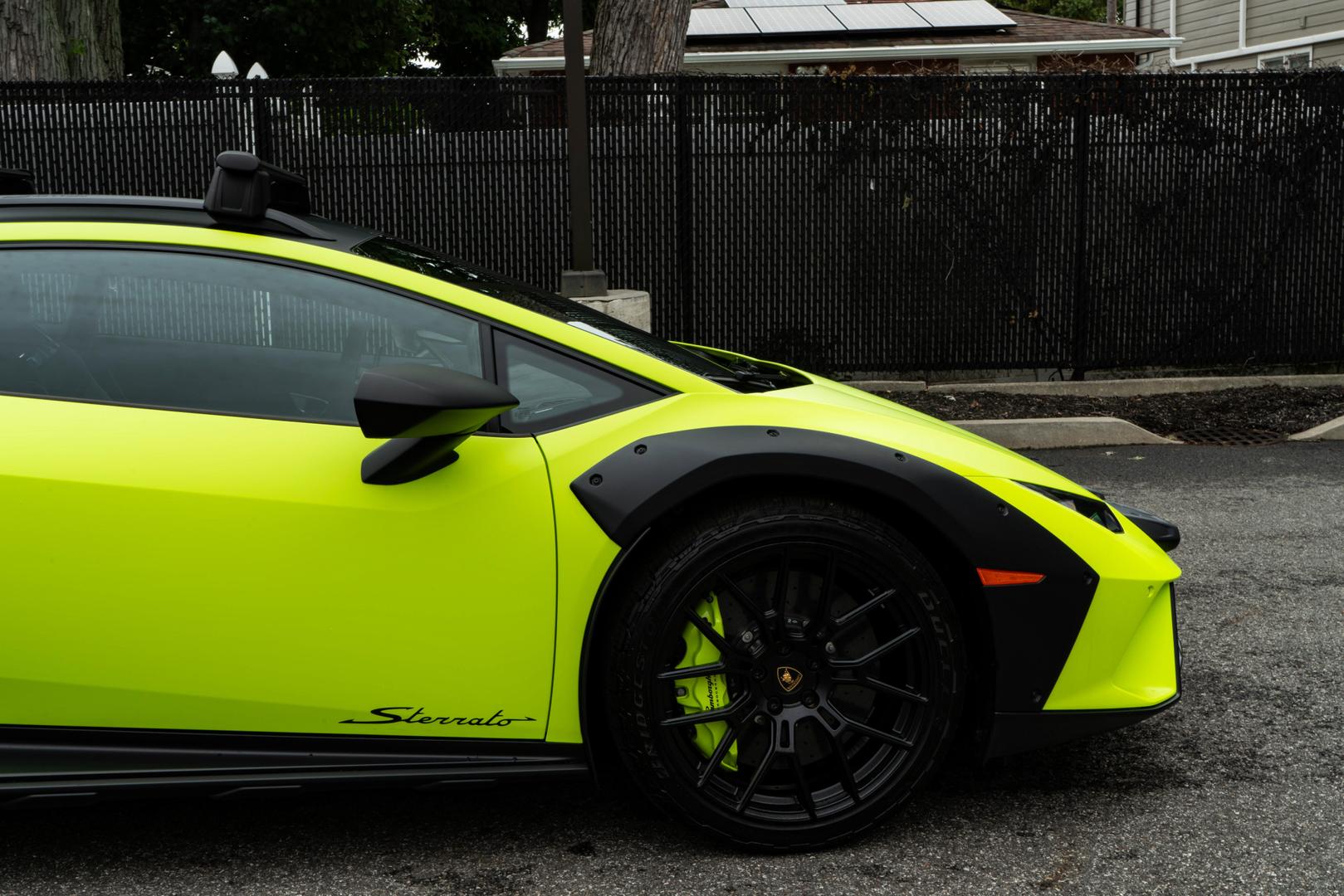 2023 Lamborghini Huracan - Image 20