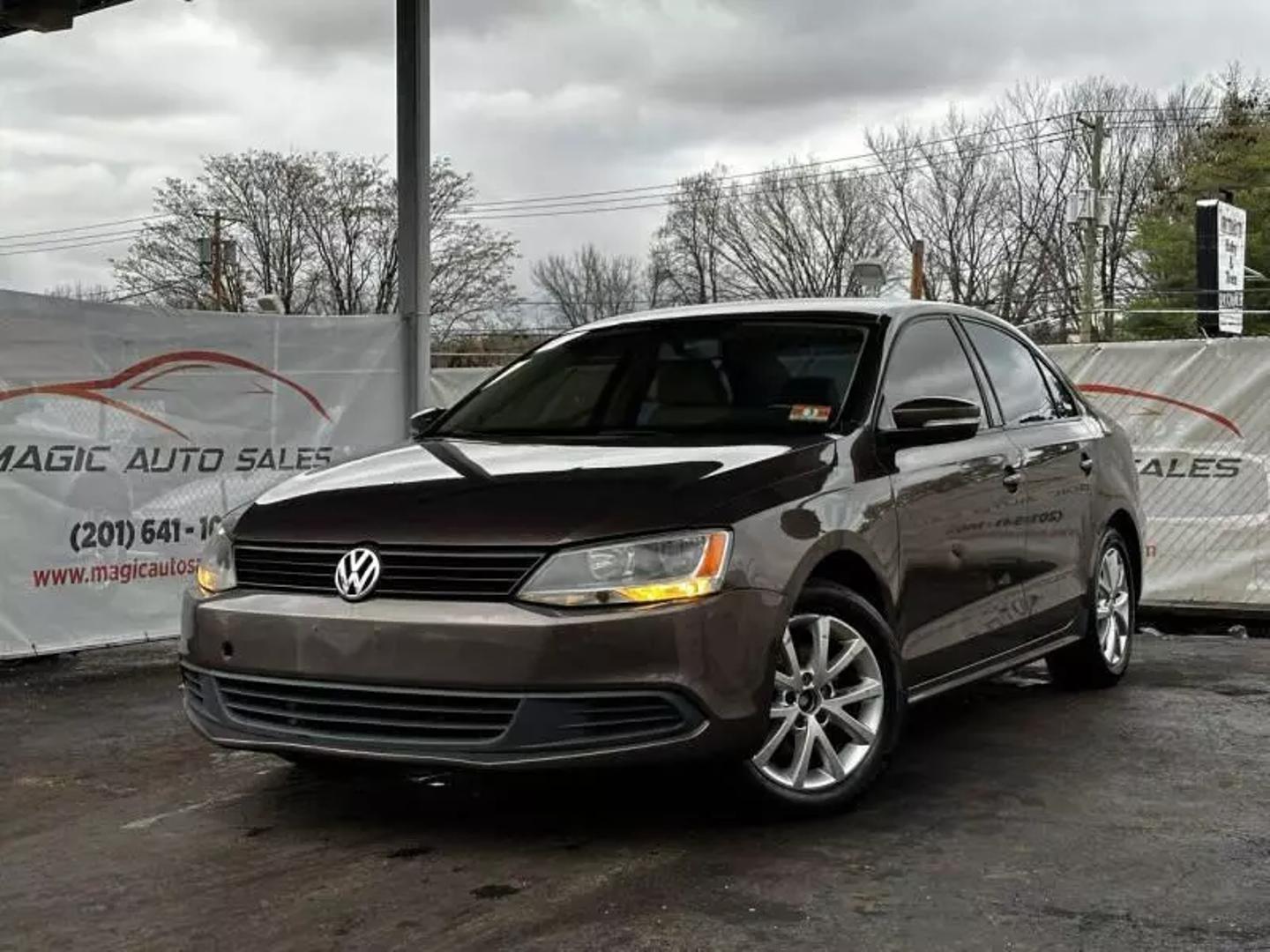 2011 Volkswagen Jetta - Image 1