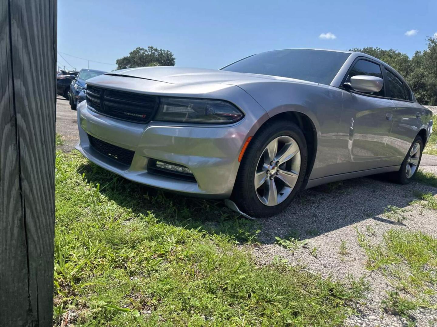 2015 Dodge Charger SXT photo 7