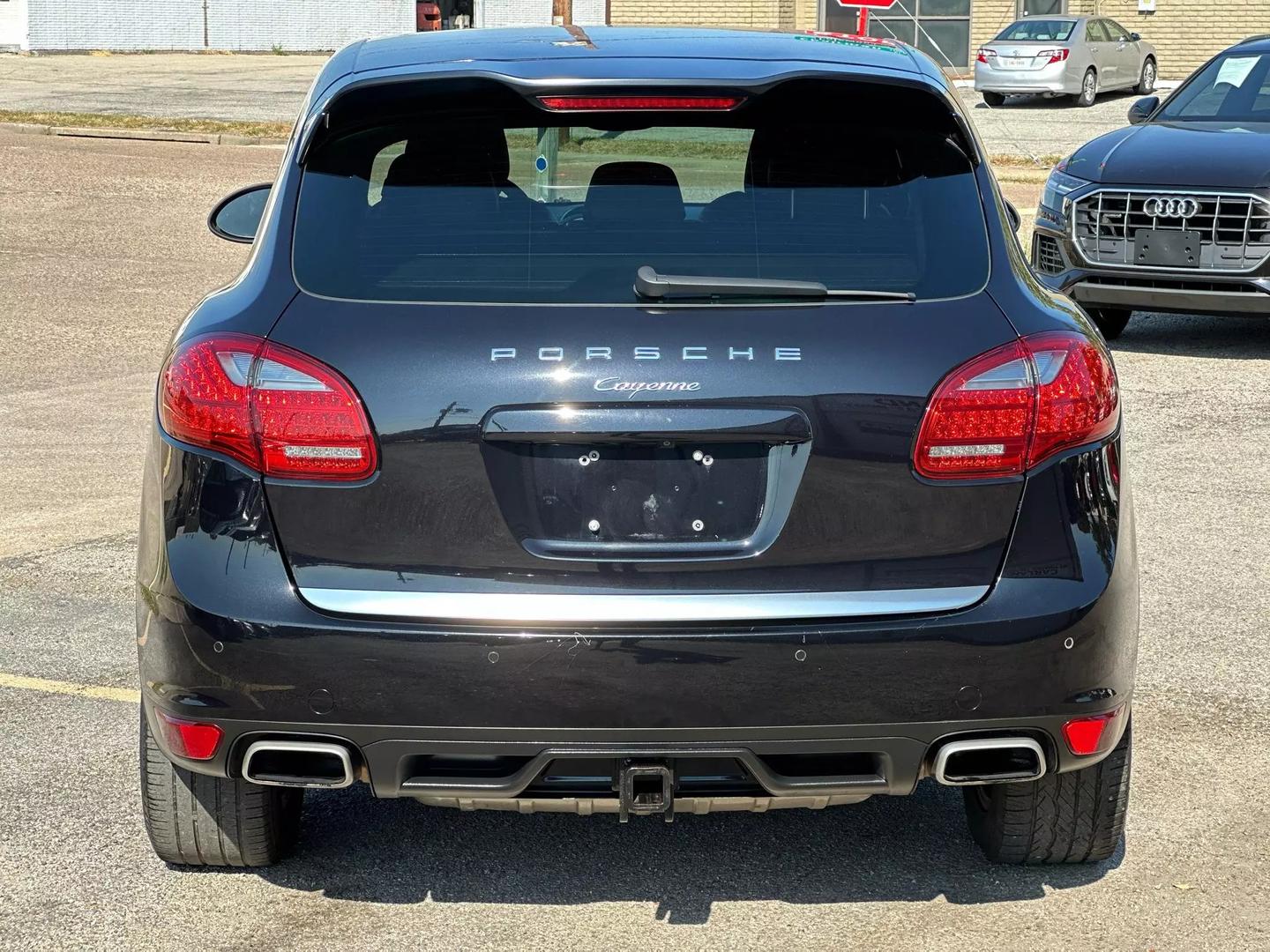 2014 Porsche Cayenne - Image 7