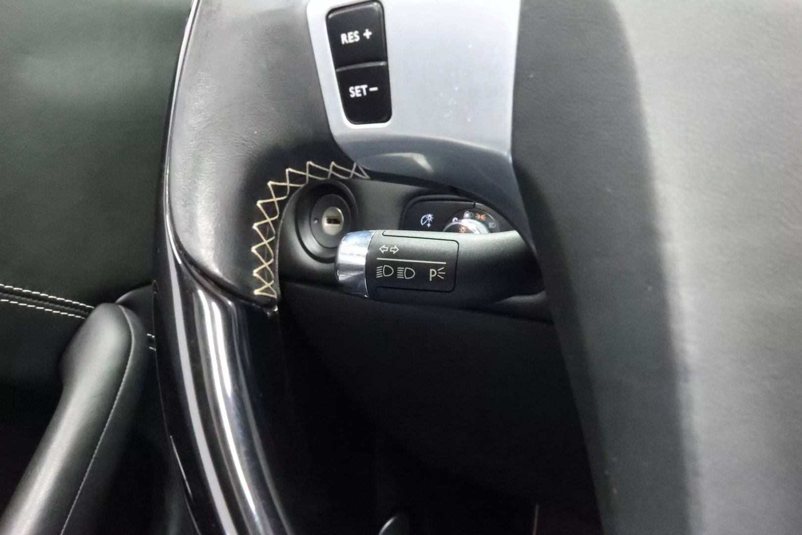 2014 Bentley Continental - Image 26