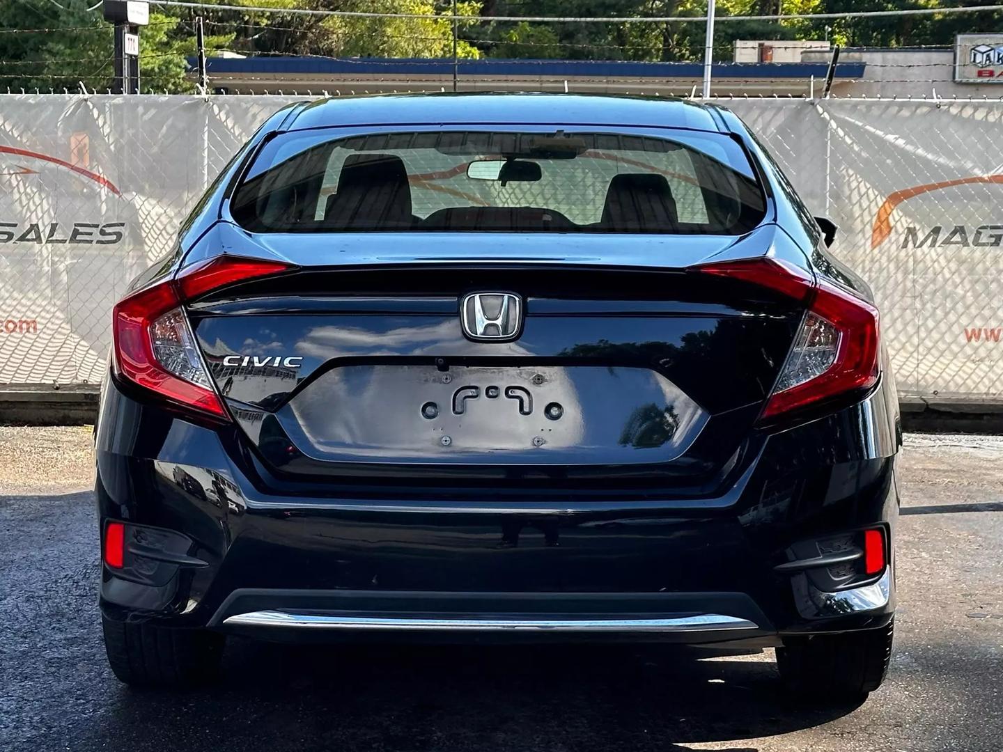 2019 Honda Civic - Image 8