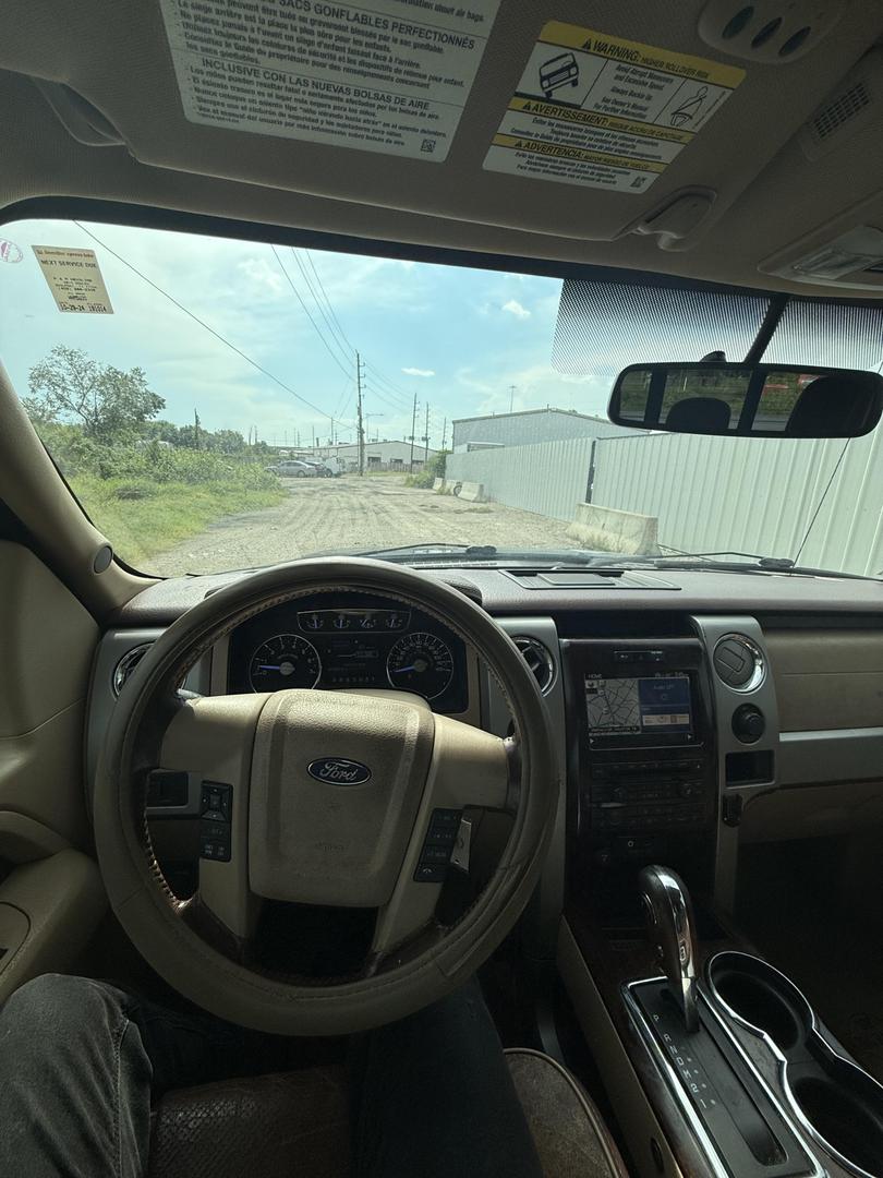 2012 Ford F-150 King Ranch photo 18