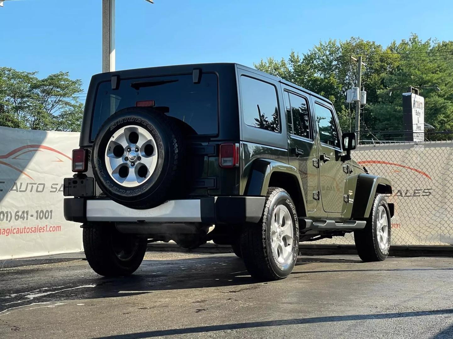 2015 Jeep Wrangler - Image 7