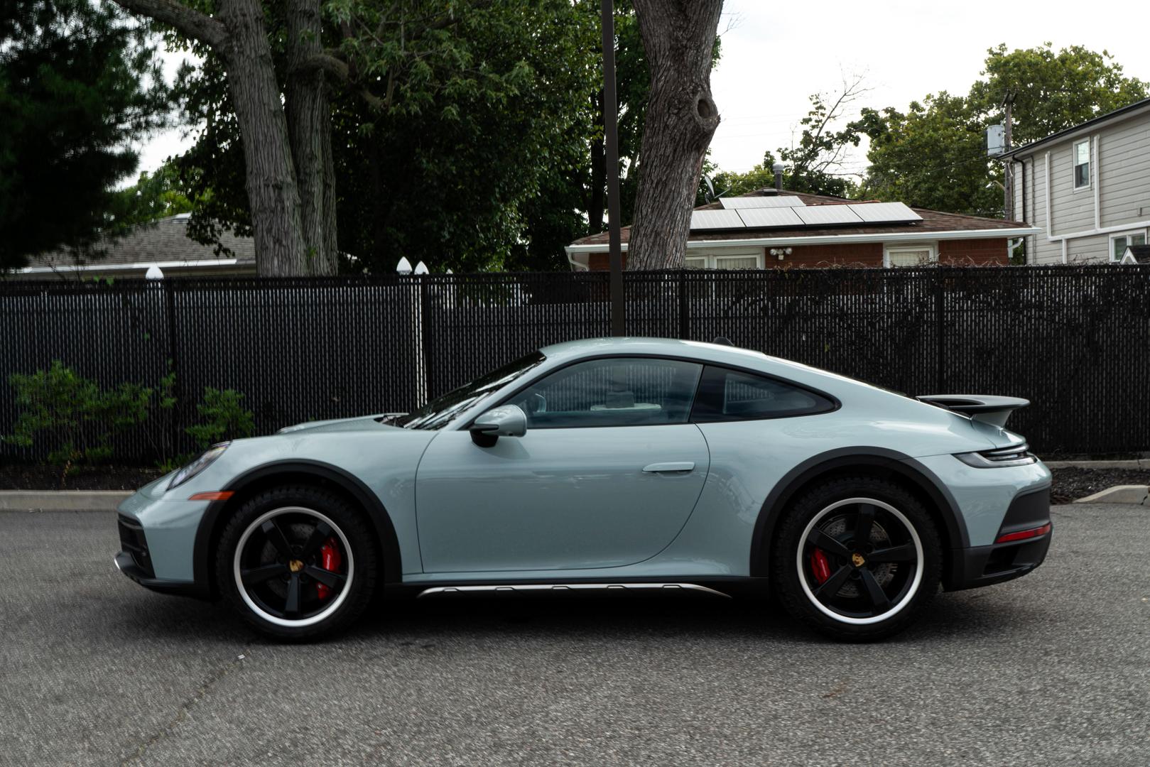 2024 Porsche 911 - Image 11