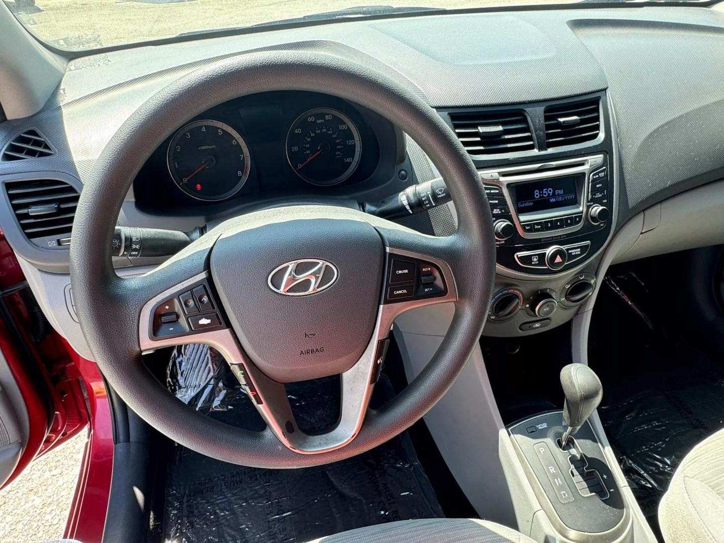 2016 Hyundai Accent SE photo 9