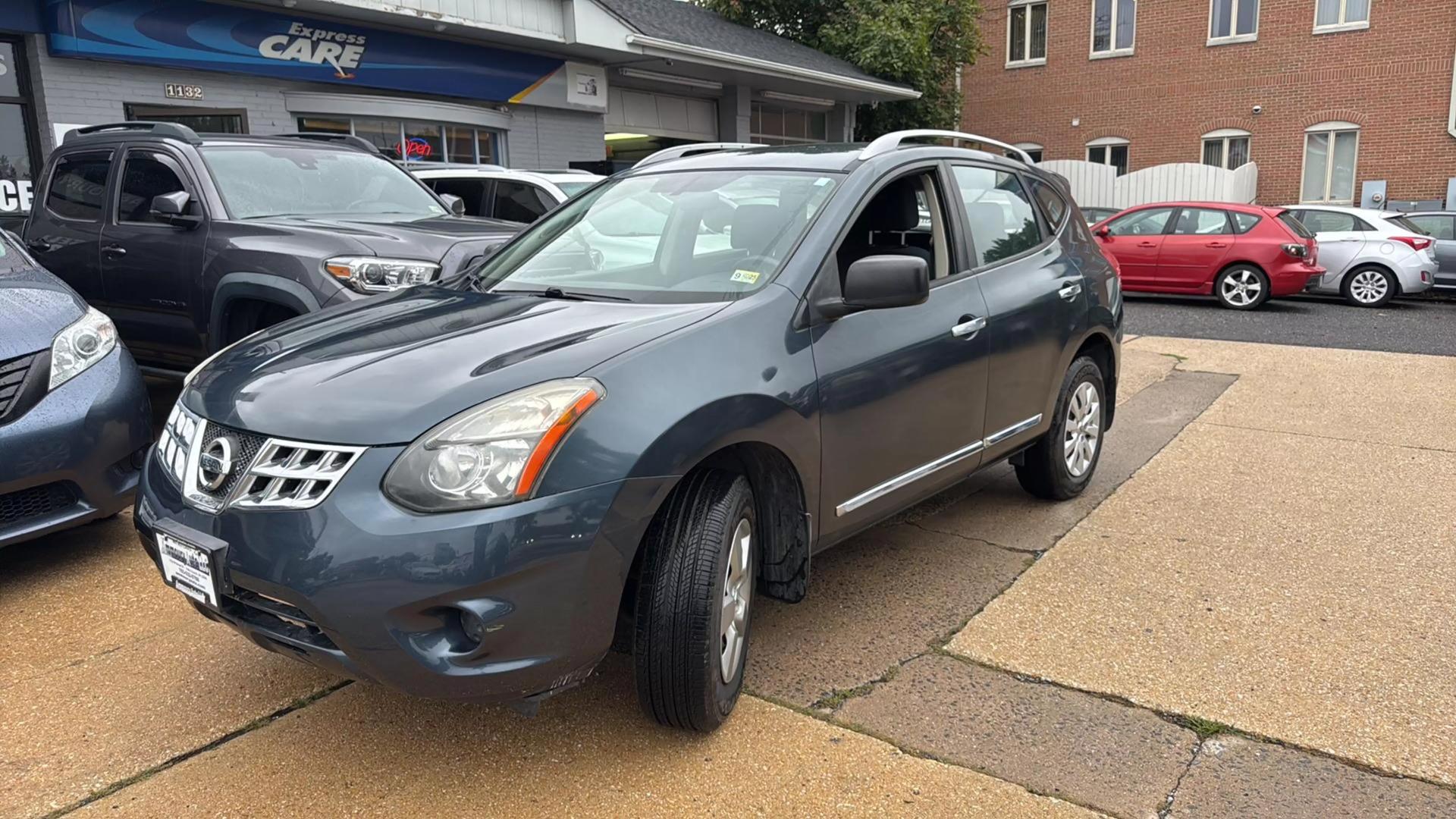 2014 Nissan Rogue Select S photo 6