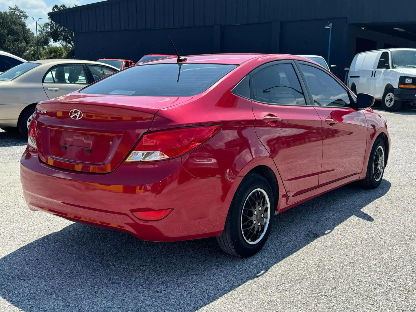 2016 Hyundai Accent SE photo 6