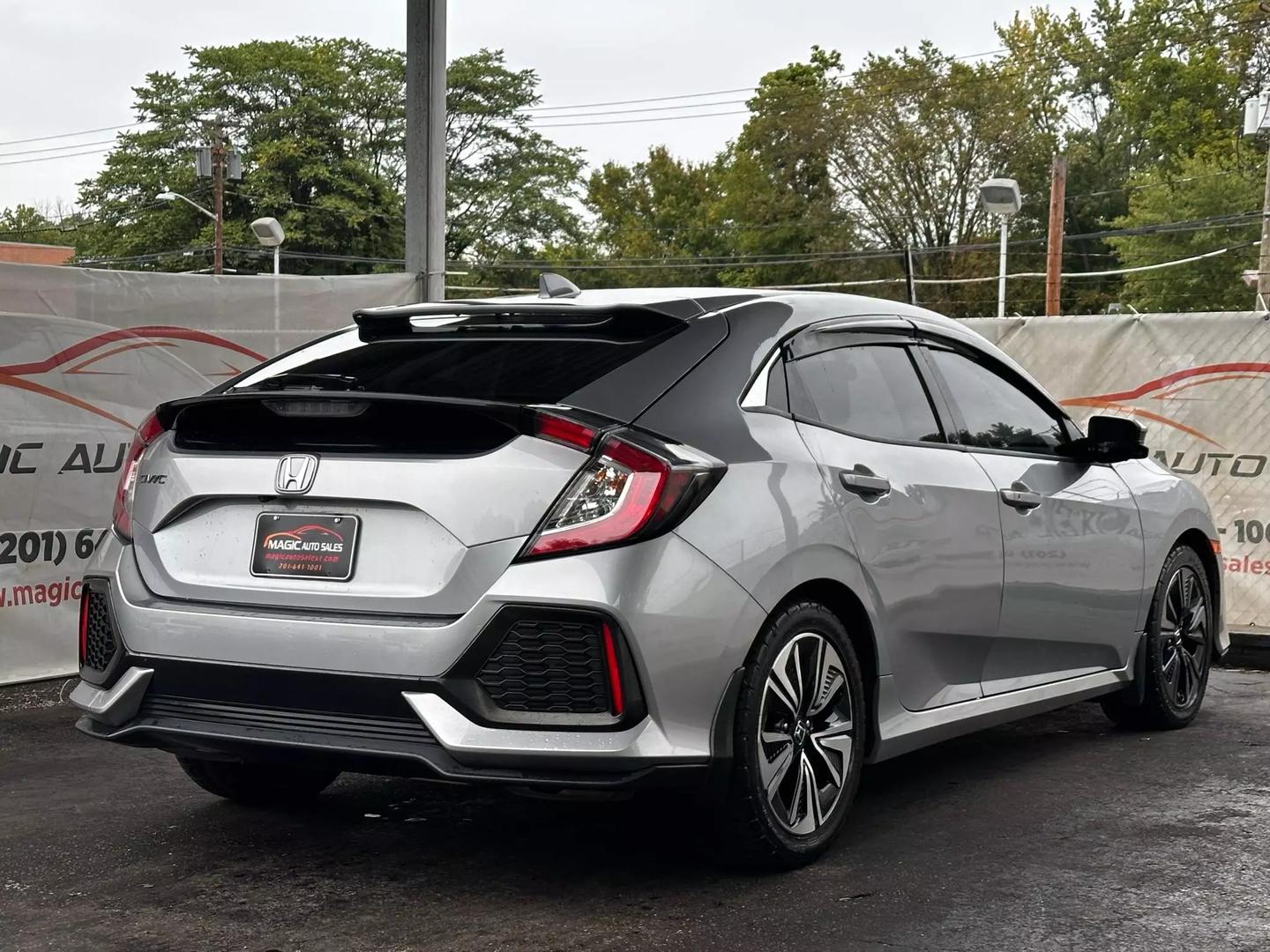 2017 Honda Civic - Image 9