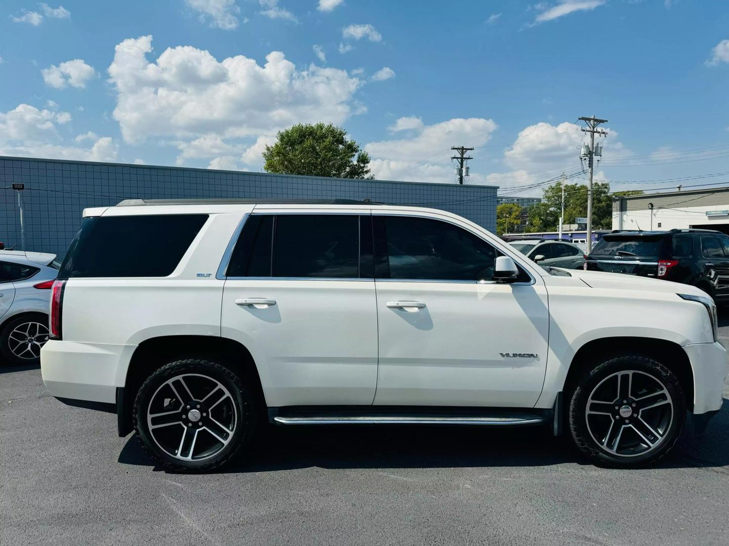 2015 GMC Yukon SLT photo 10