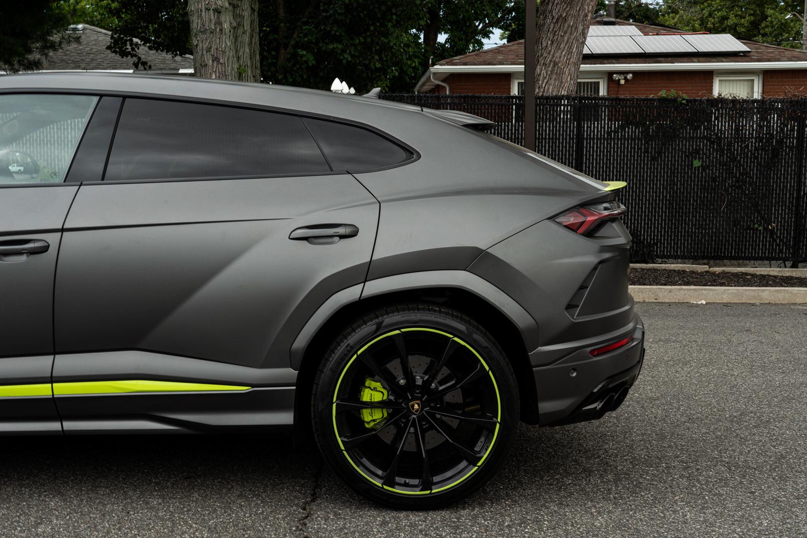 2021 Lamborghini Urus - Image 13