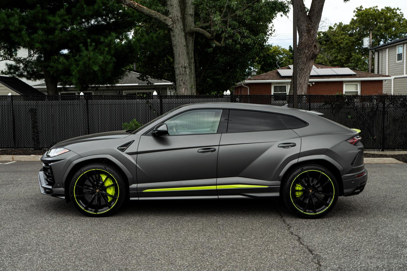 2021 Lamborghini Urus - Image 11