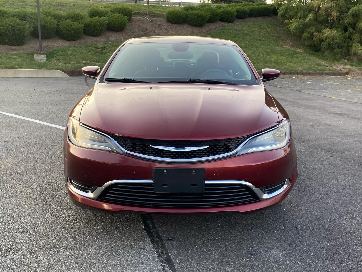 2015 Chrysler 200 Limited photo 9