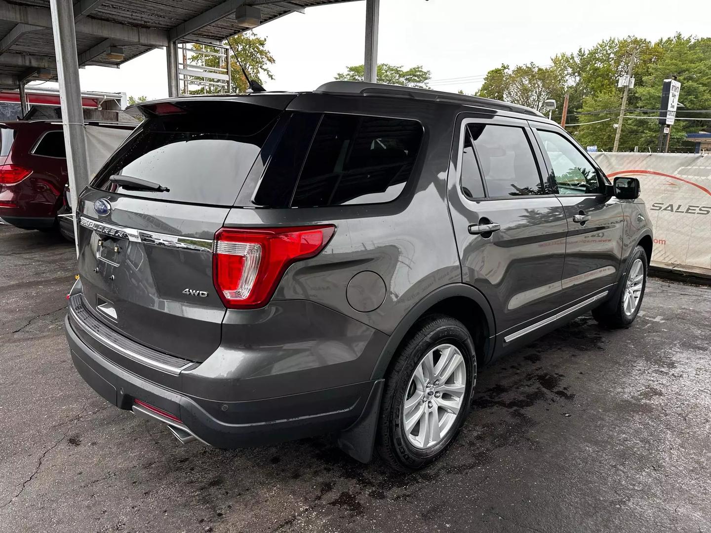 2018 Ford Explorer - Image 12