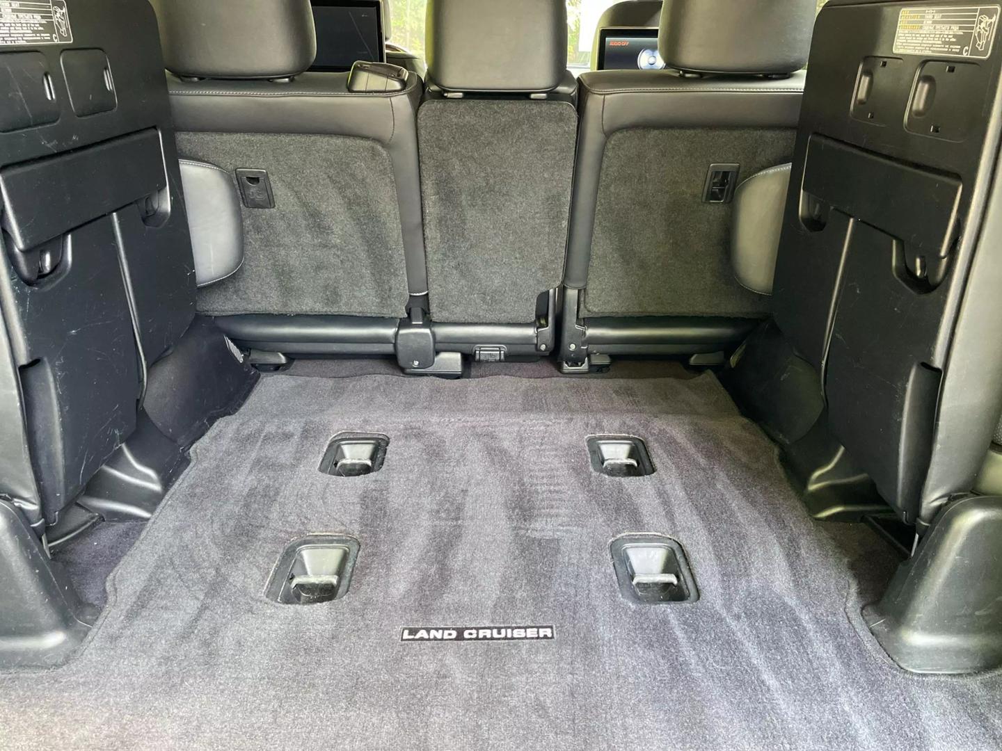 2016 Toyota Land Cruiser Base photo 69