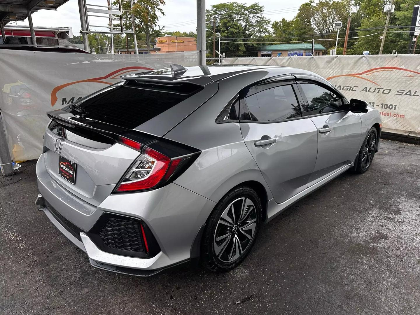 2017 Honda Civic - Image 12