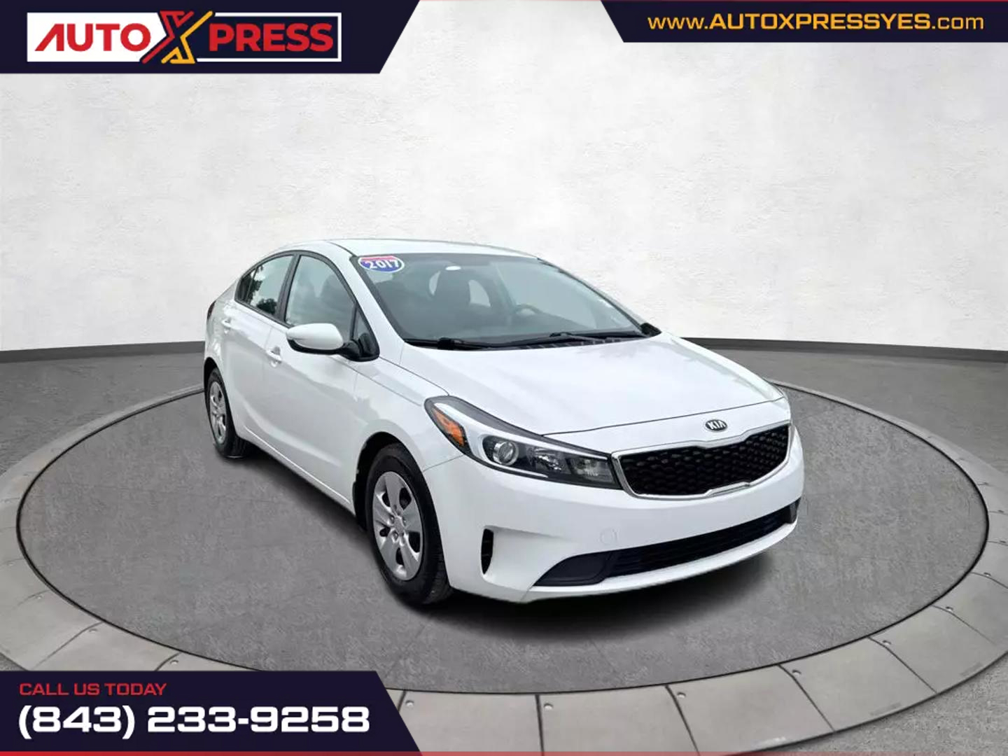 2017 Kia Forte LX photo 1