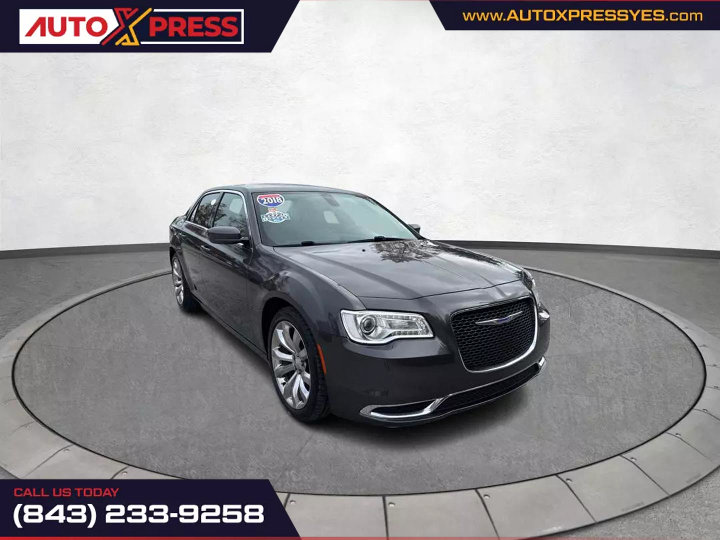 Chrysler 300's photo