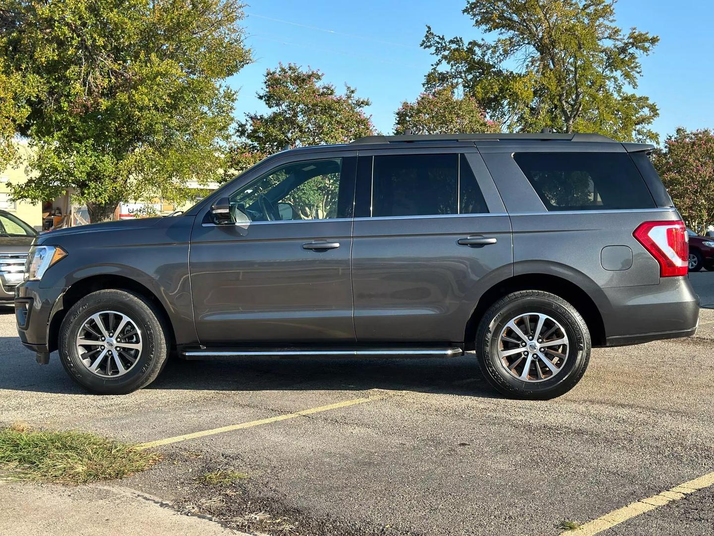 2018 Ford Expedition - Image 4