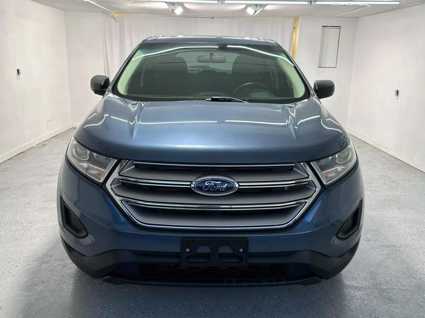 2018 Ford Edge SE photo 2