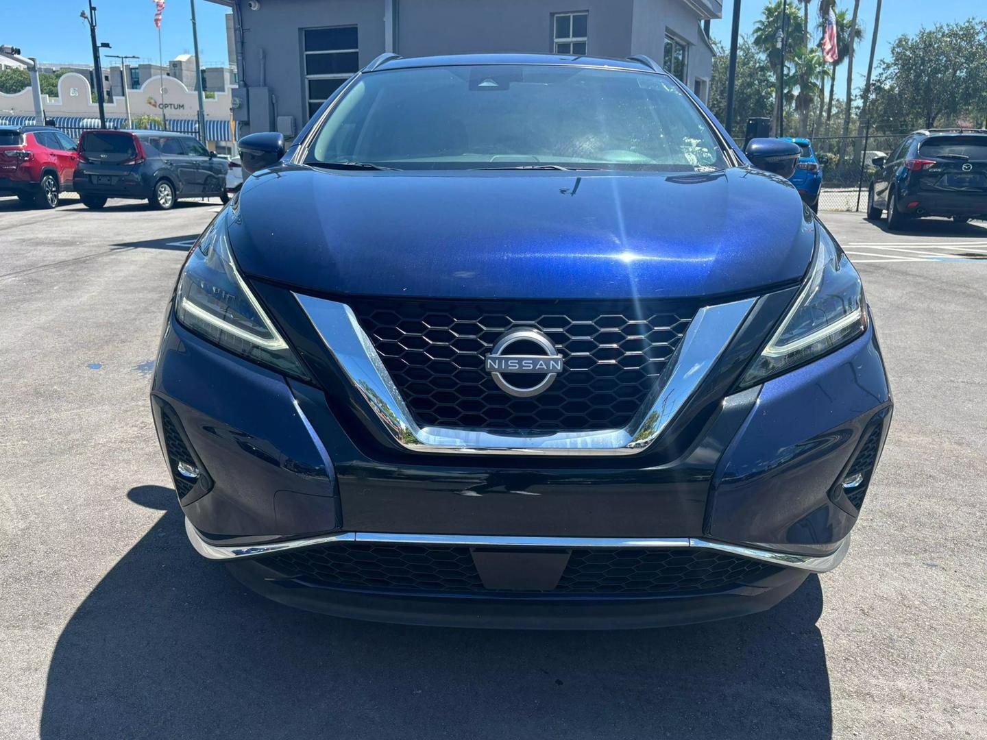 2023 Nissan Murano SV photo 2