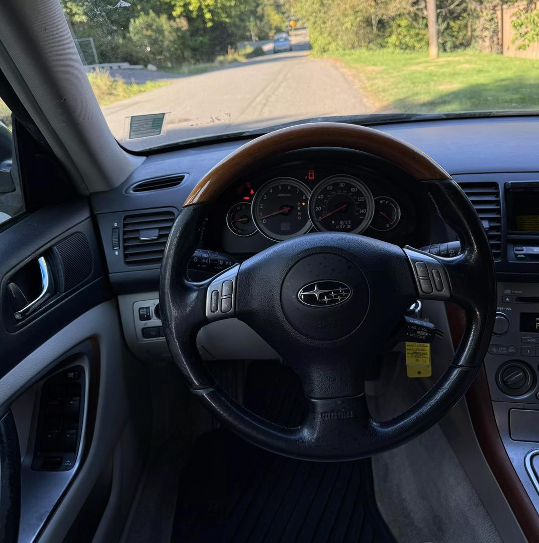 2005 Subaru Outback I photo 12