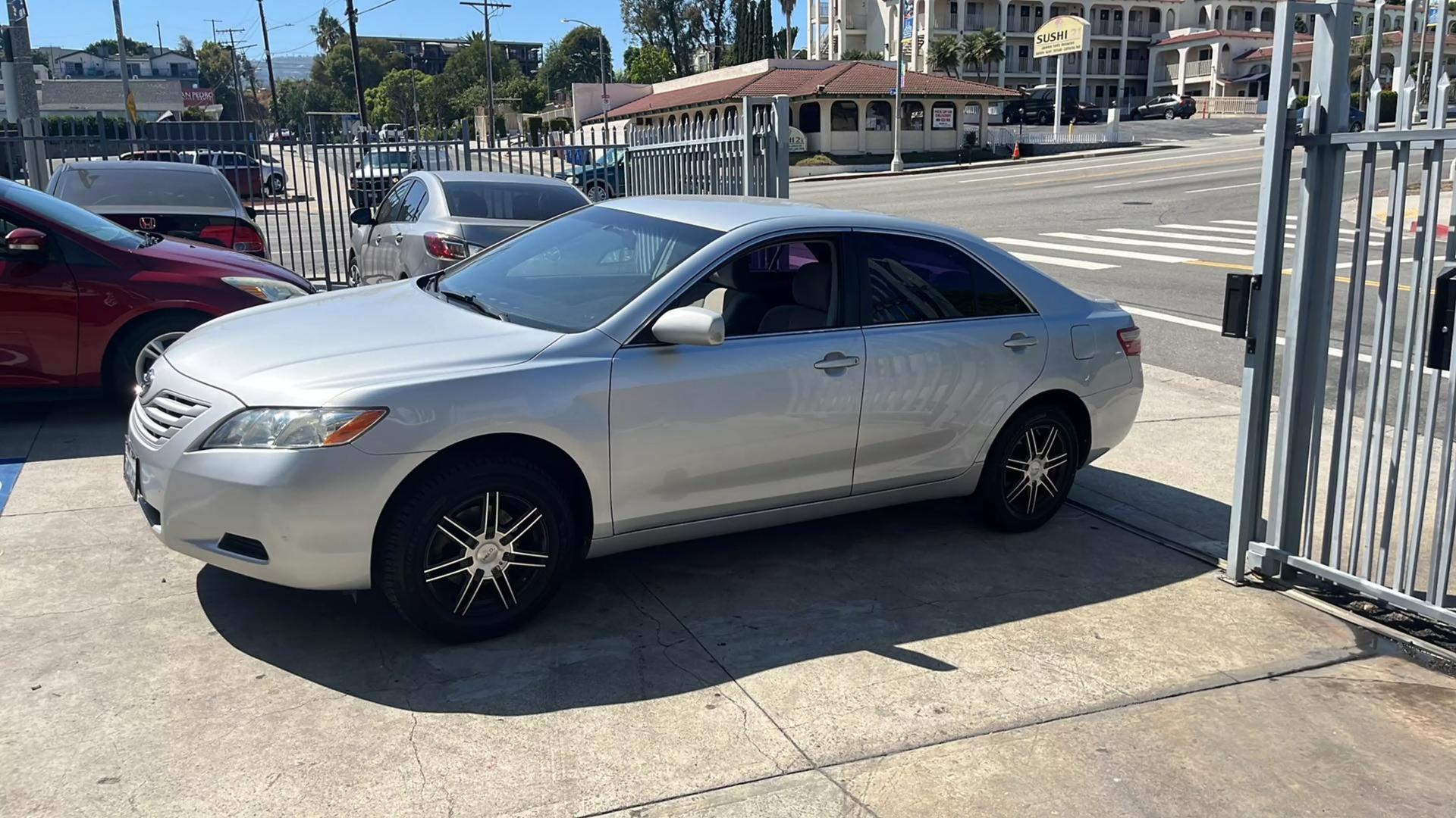 2007 Toyota Camry CE photo 8