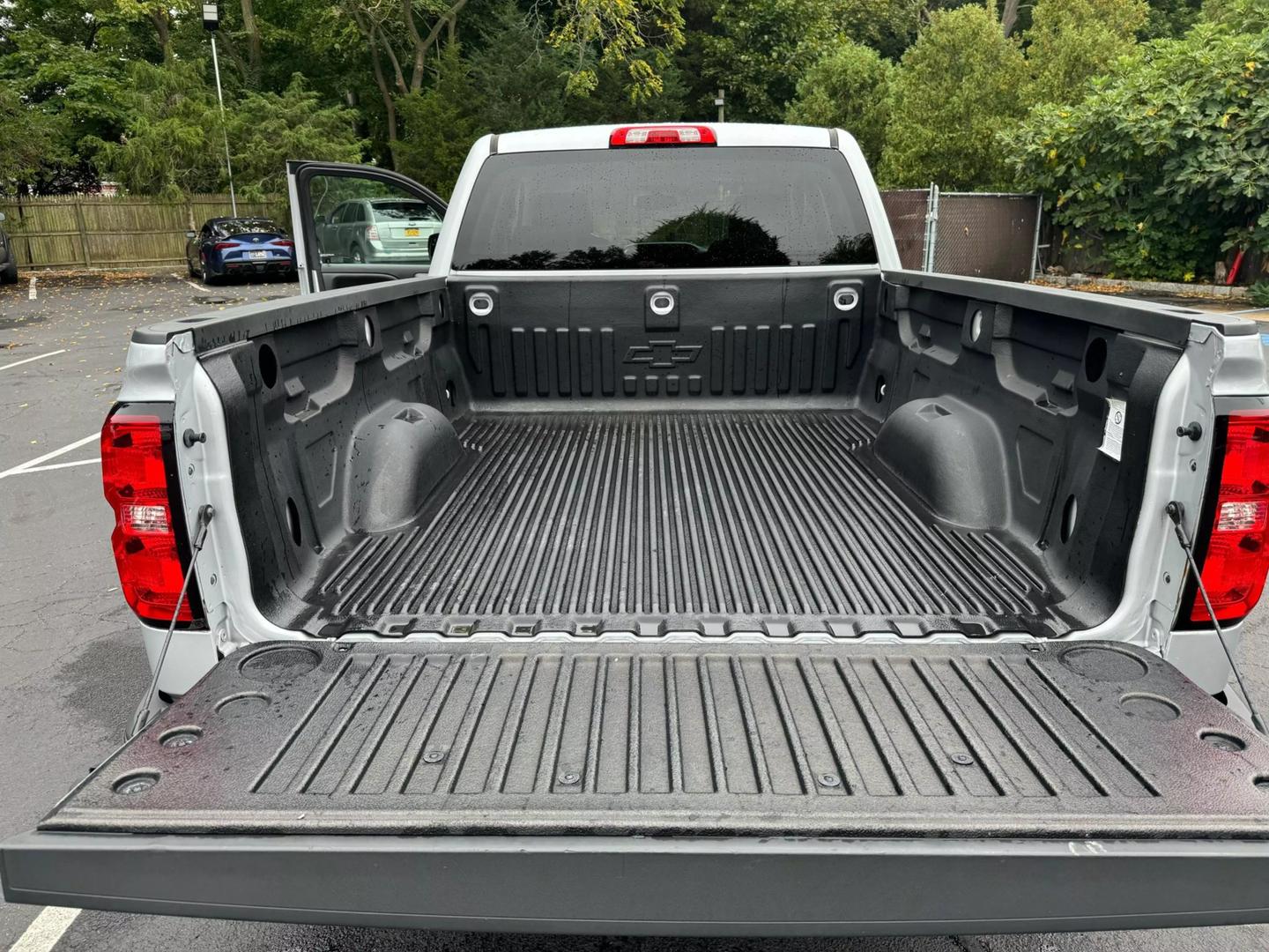 2018 Chevrolet Silverado 1500 LT photo 26