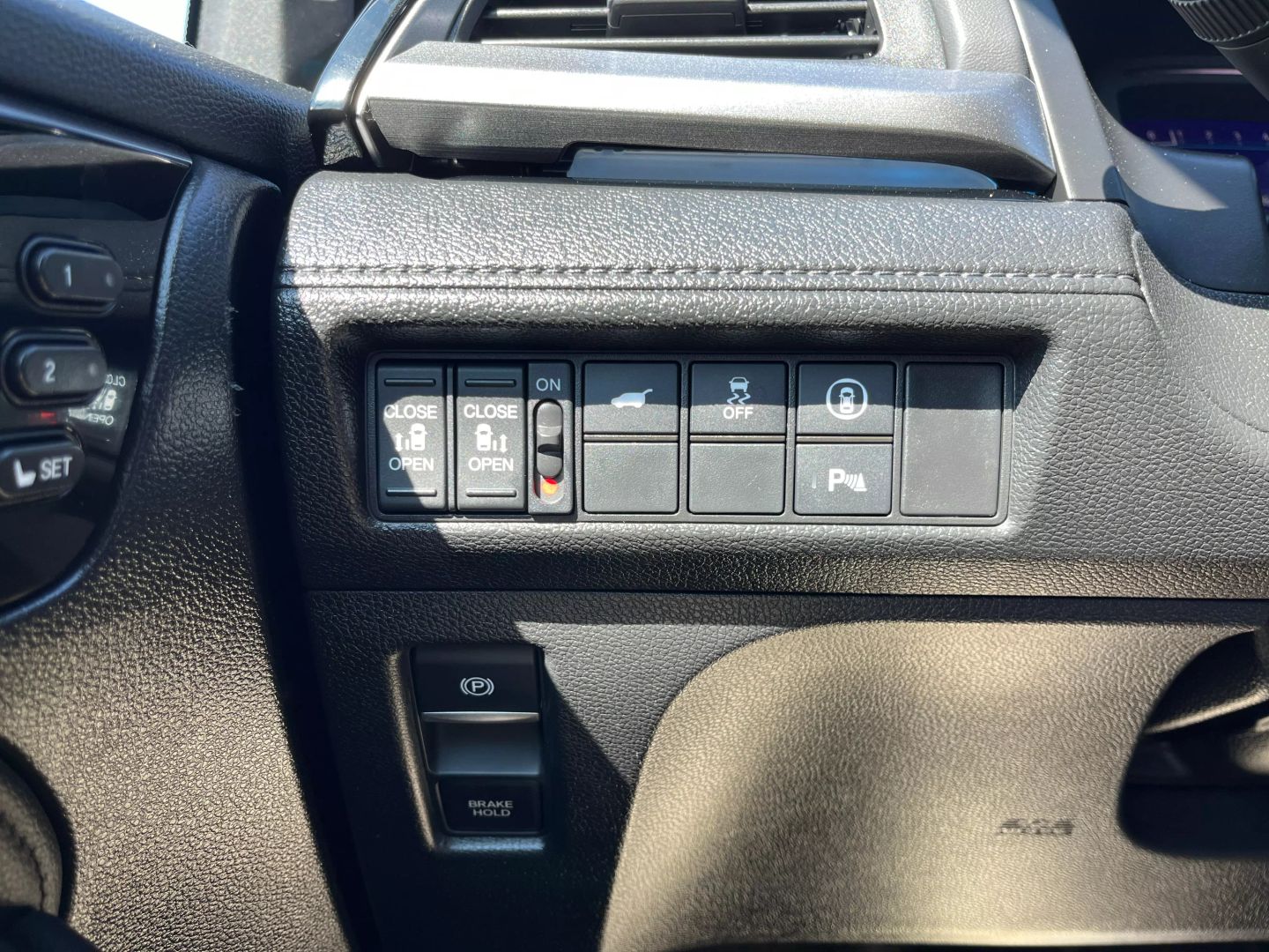 2022 HONDA ODYSSEY VAN V6, I-VTEC, 3.5 LITER TOURING MINIVAN 4D