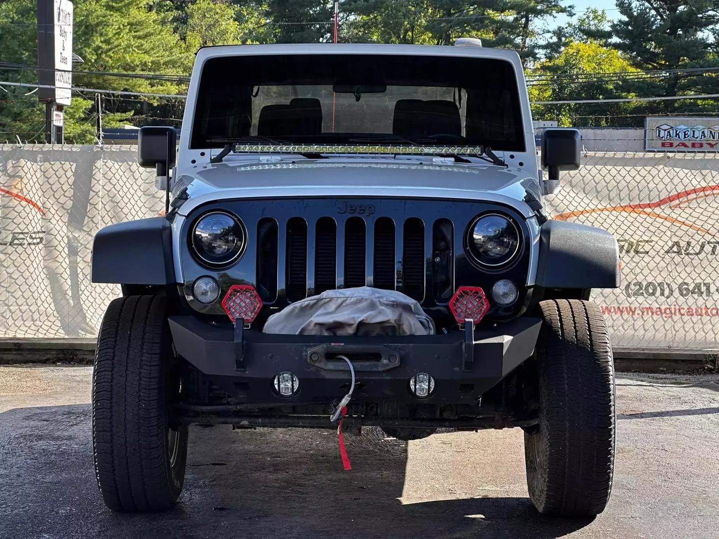 2016 Jeep Wrangler - Image 5