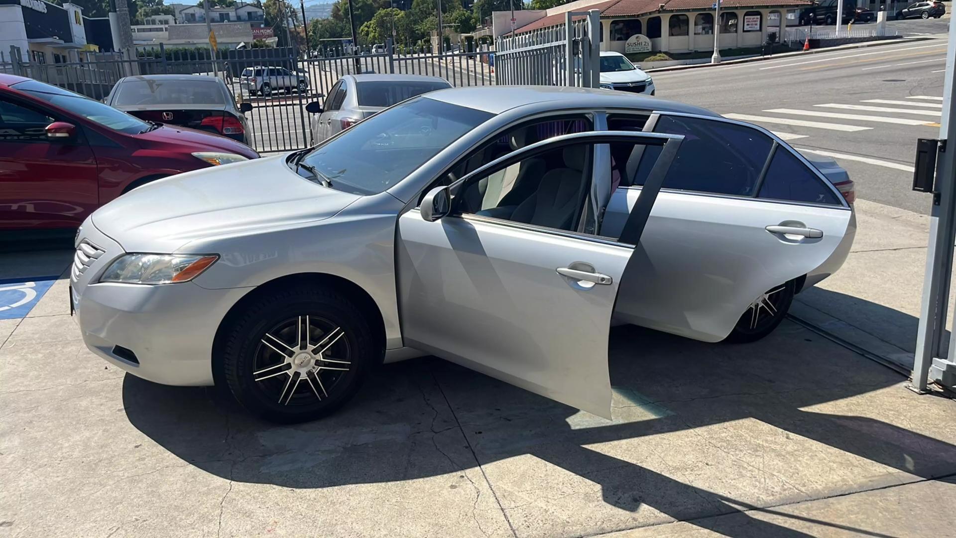 2007 Toyota Camry CE photo 20