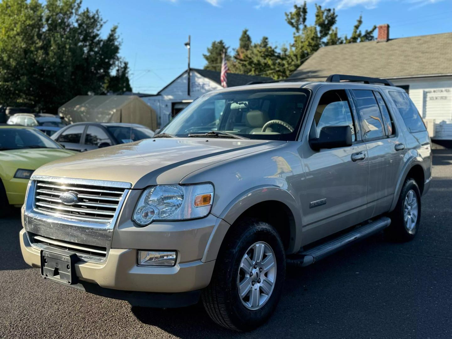 2007 Ford Explorer XLT photo 3