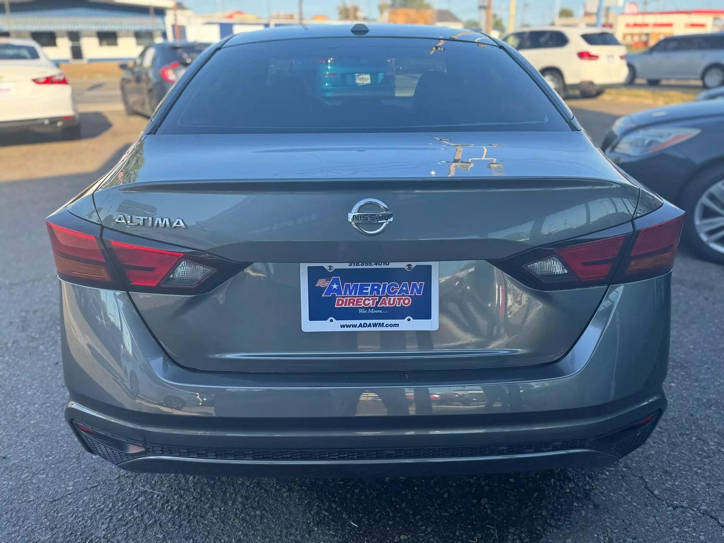 2019 Nissan Altima S photo 3