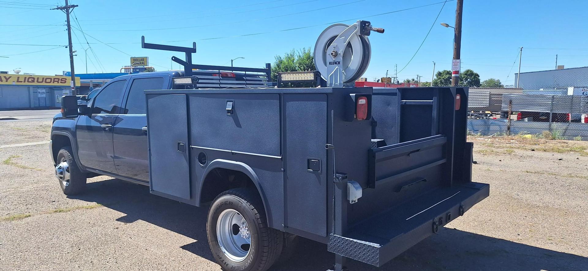 2015 GMC Sierra 3500 Chassis Cab SLE photo 9