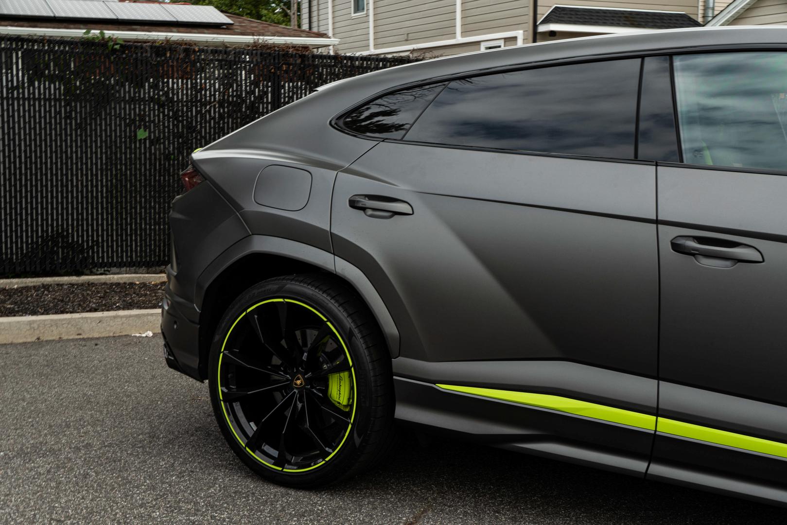 2021 Lamborghini Urus - Image 14