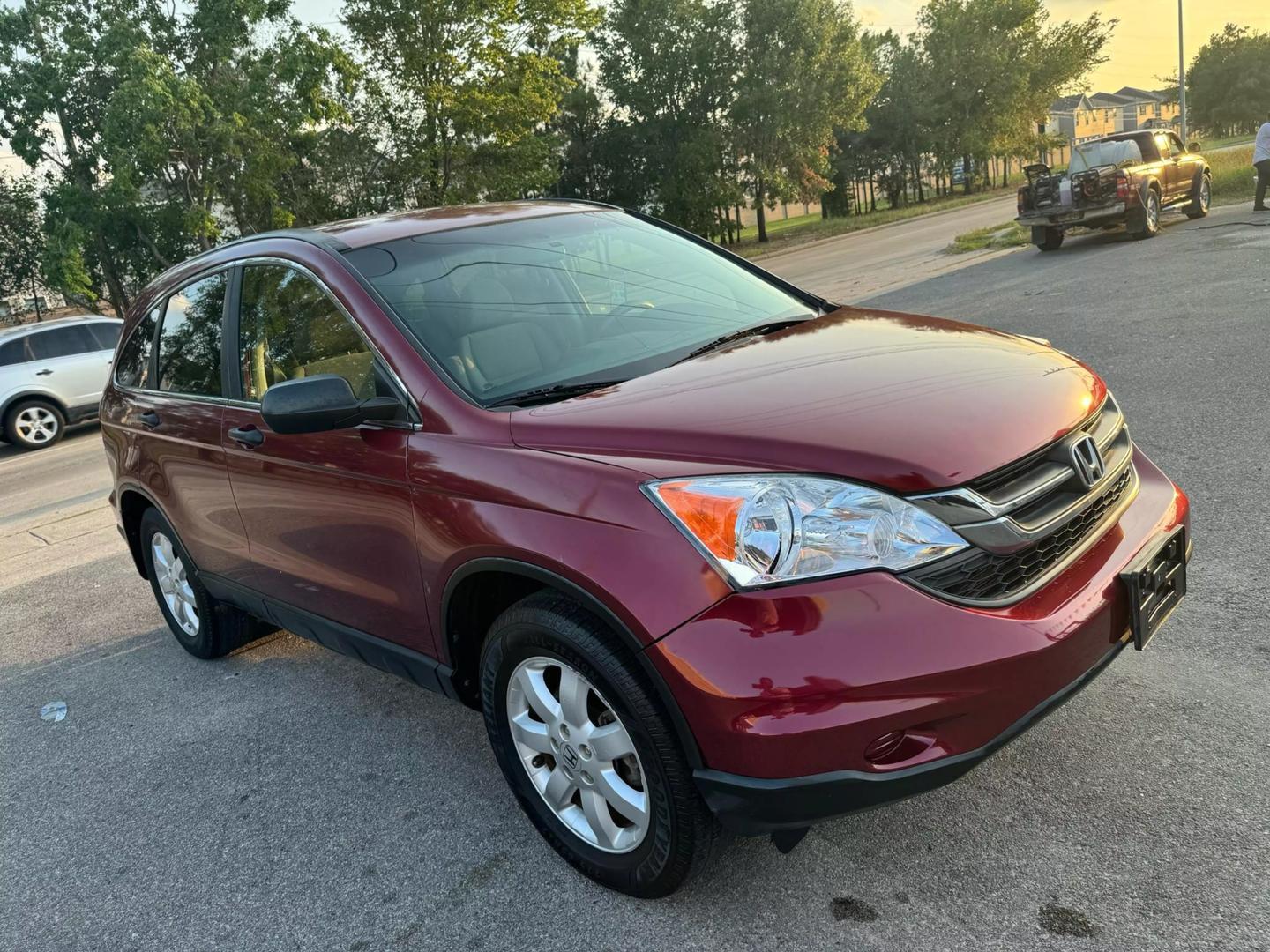 2011 Honda CR-V SE photo 2