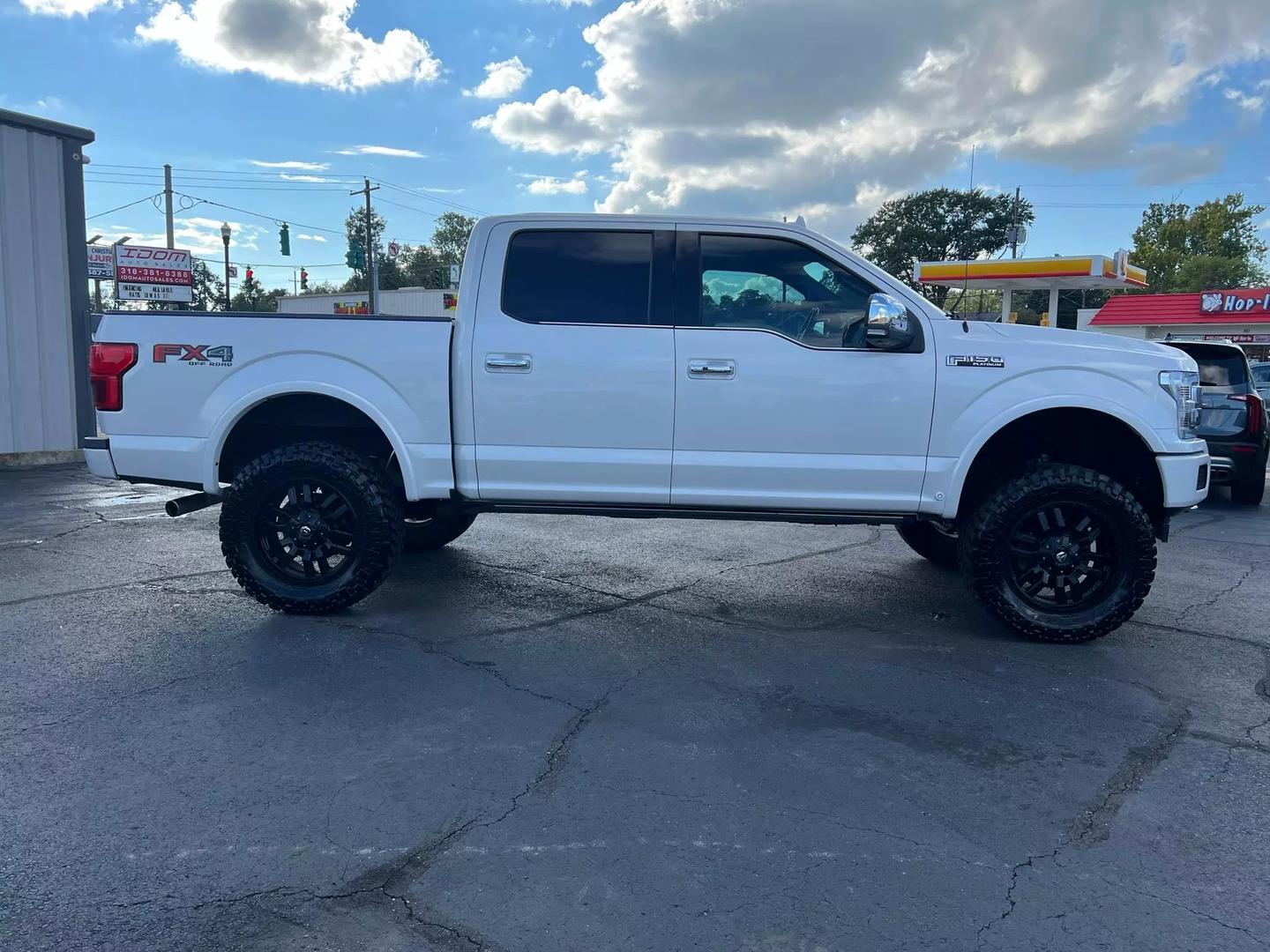 2018 Ford F150 Supercrew Cab - Image 11