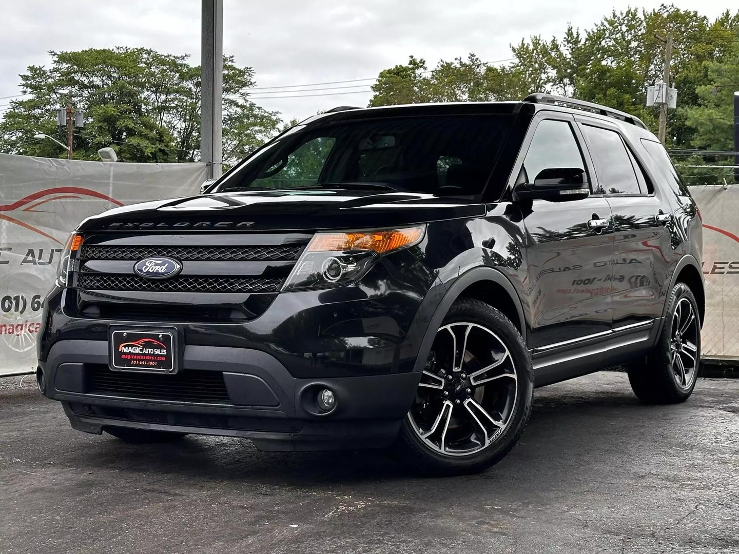 2014 Ford Explorer - Image 1