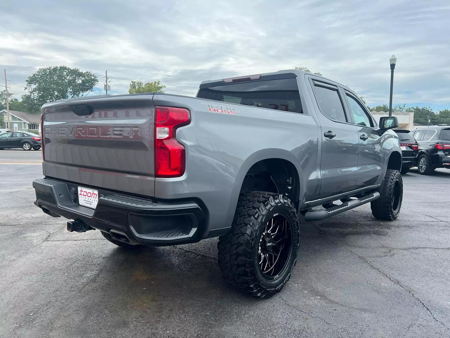 2021 Chevrolet Silverado 1500 Crew Cab - Image 10