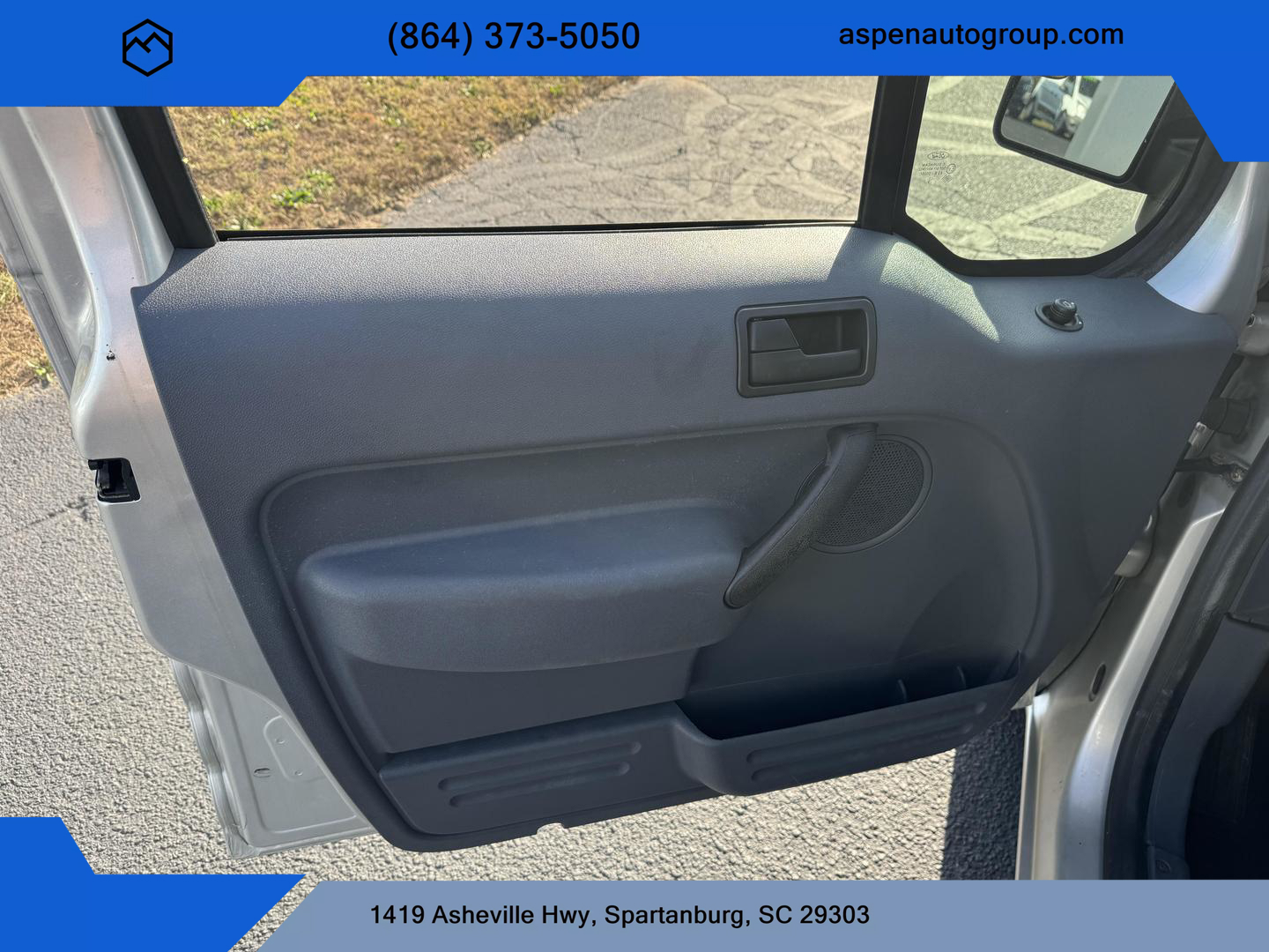 2013 Ford Transit Connect XLT photo 8