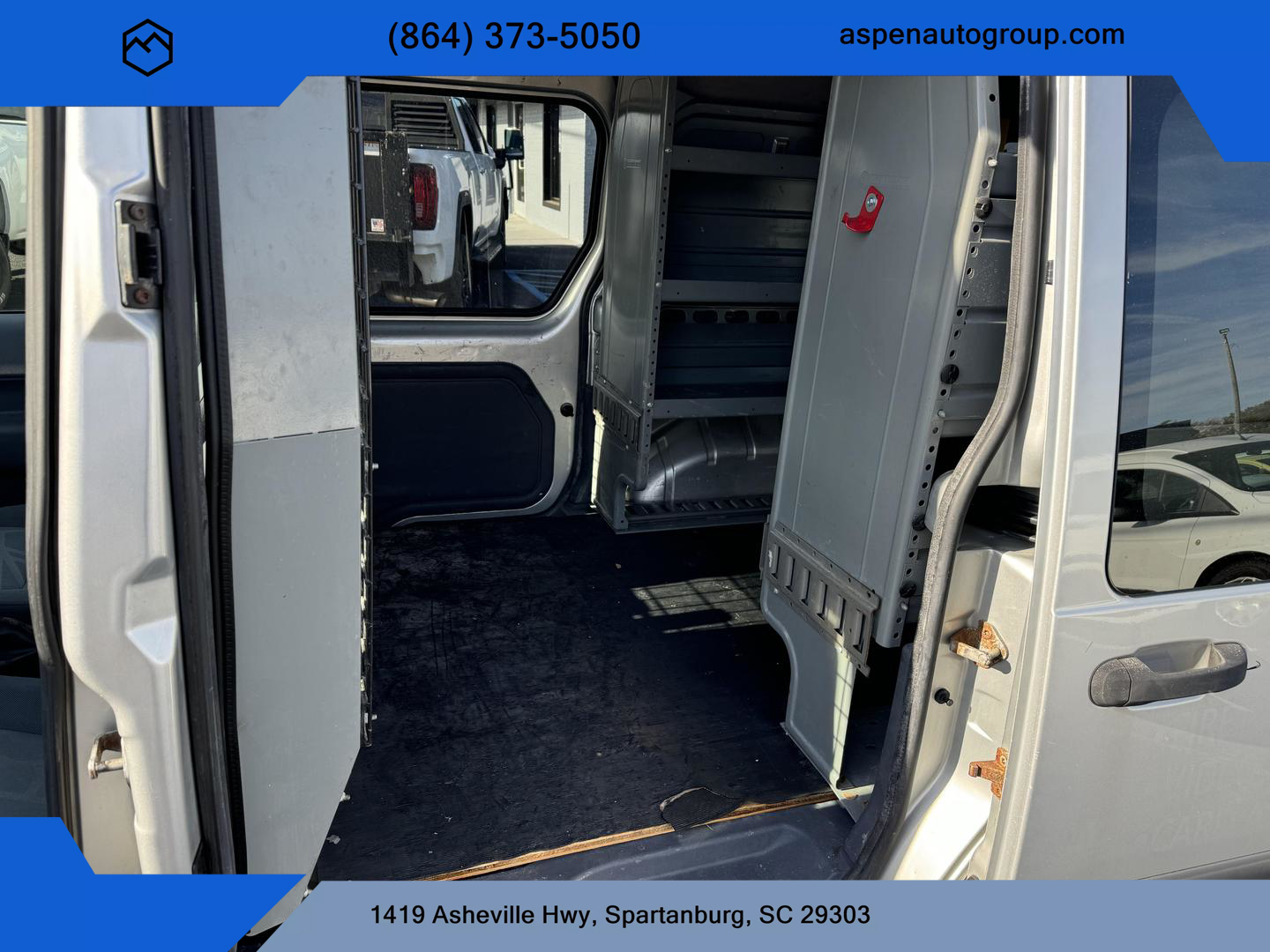 2013 Ford Transit Connect XLT photo 9