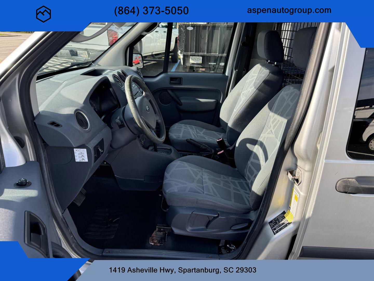 2013 Ford Transit Connect XLT photo 5