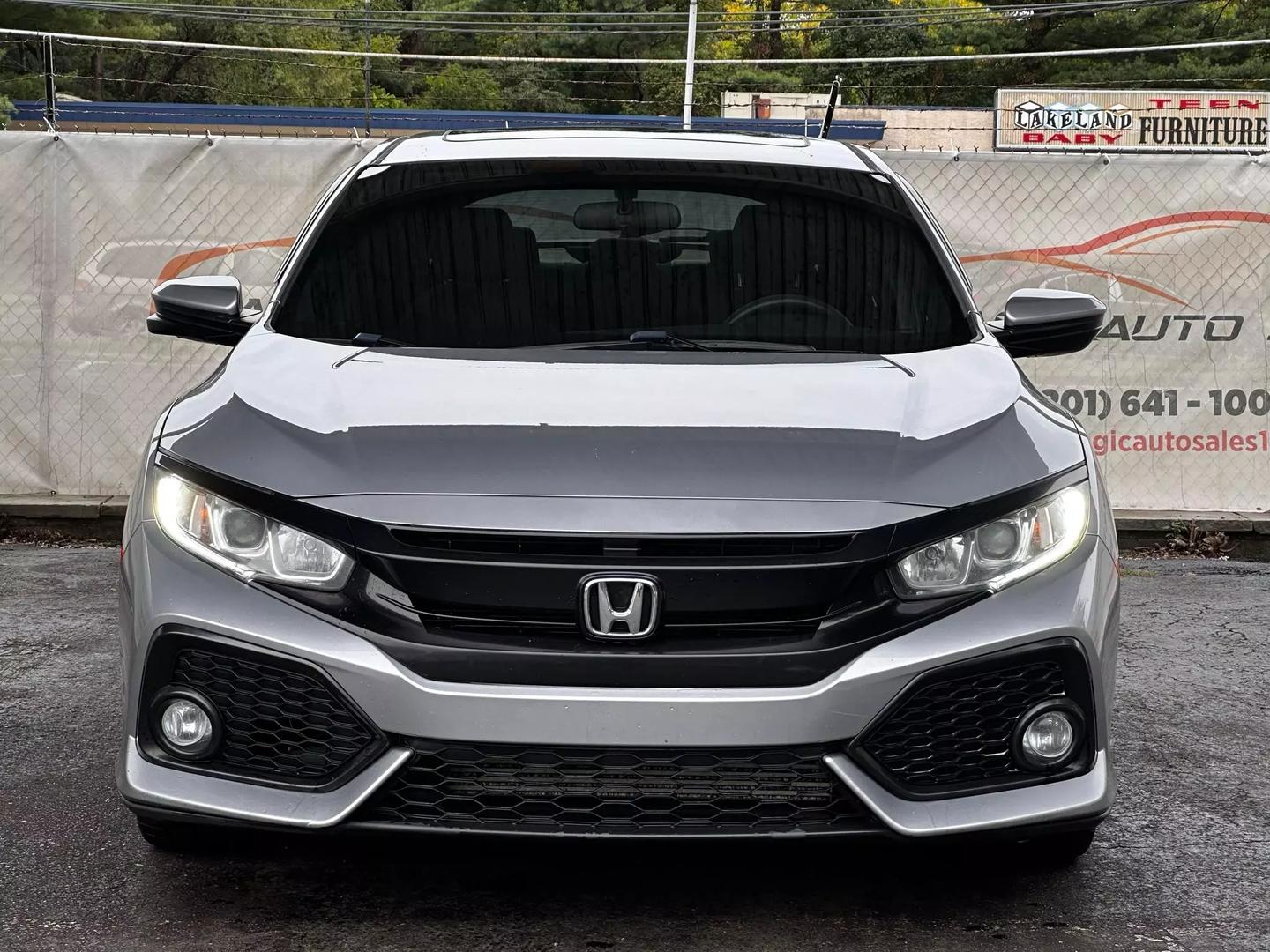 2017 Honda Civic - Image 5