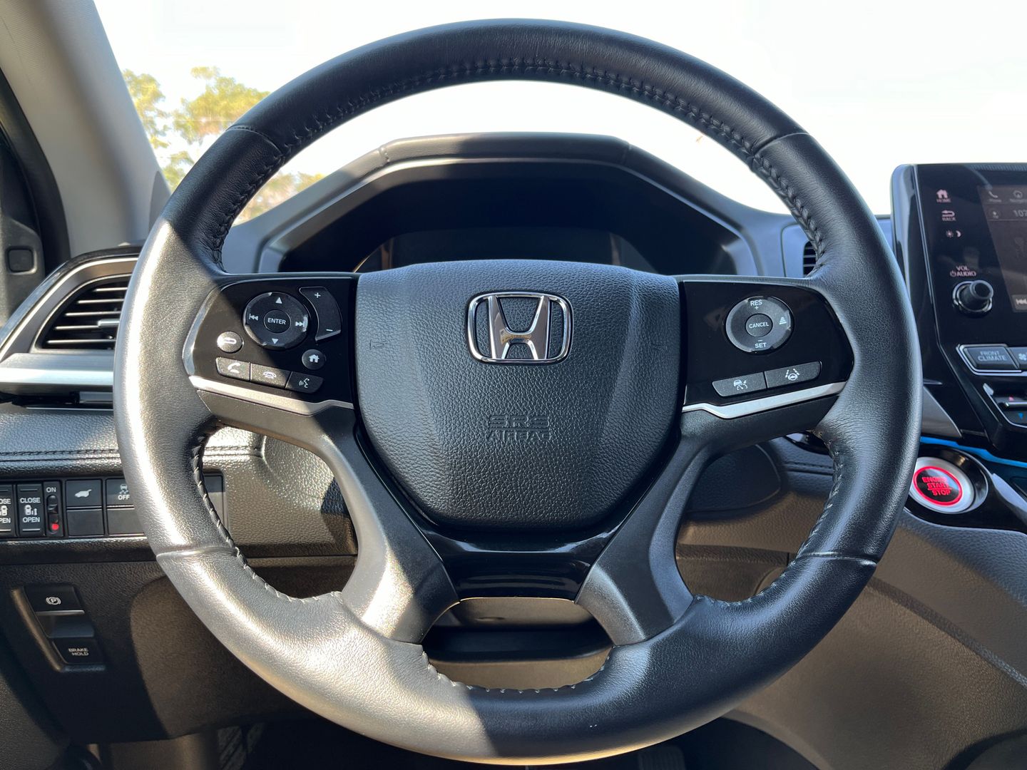 2022 HONDA ODYSSEY VAN V6, I-VTEC, 3.5 LITER TOURING MINIVAN 4D
