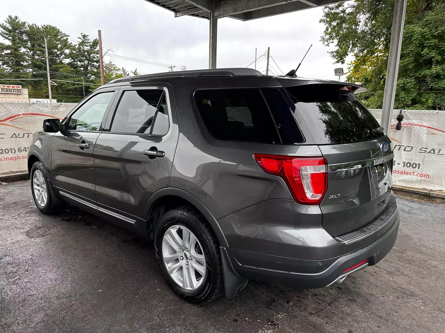 2018 Ford Explorer - Image 13