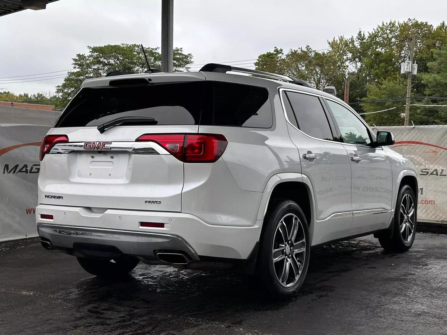 2018 Gmc Acadia - Image 9