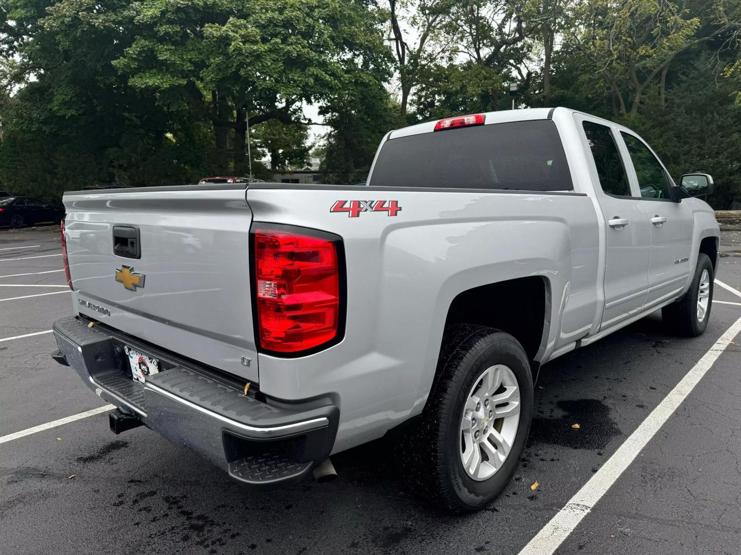 2018 Chevrolet Silverado 1500 LT photo 8